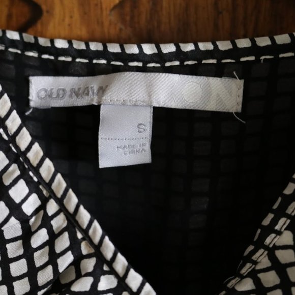 Old Navy Silk Dress with Ruffle Neck Style #582411- Black/ White, size S - Picture 12 of 16